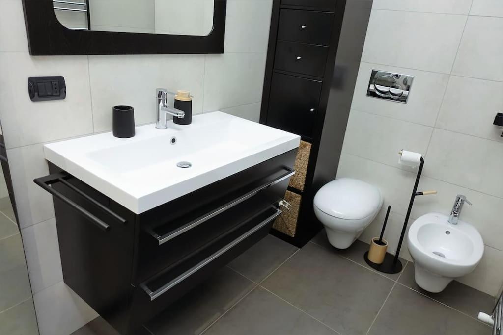 Bari 68 - Comfort Moderno & Fascino Antico Ngoại thất bức ảnh
